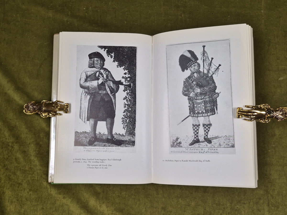 The Traditional & National Music of Scotland - F Collinson , Routledge 1966 w DJ6