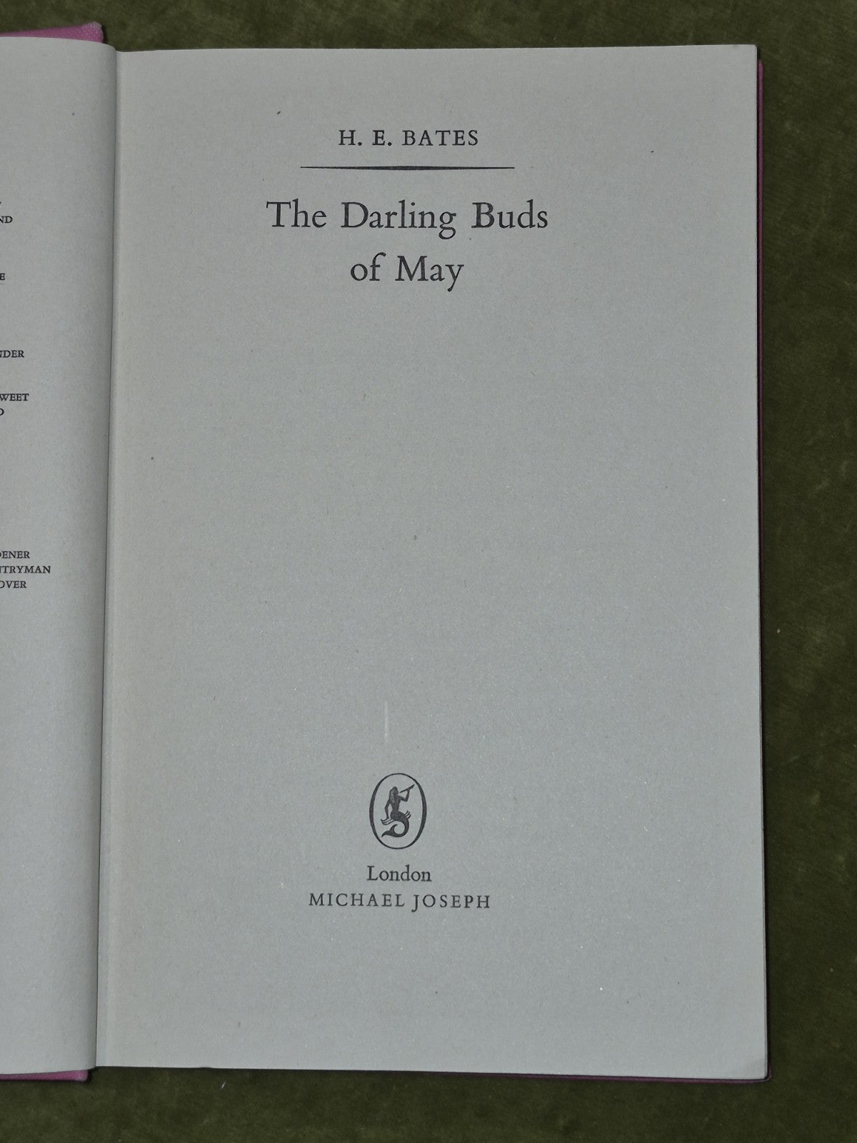 H E BATES / The Darling Buds of May 1st Edition Fifth Impression4