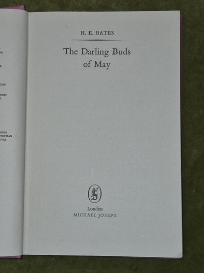 H E BATES / The Darling Buds of May 1st Edition Fifth Impression4
