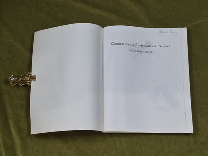 Connections in Environmental Science : A Case Study Approach - J. Richard Mayer3