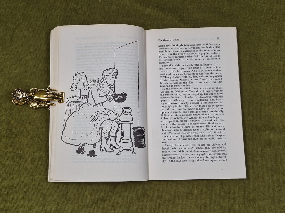 Quentin Crisp ‘How to have a Life-Style’ , Cecil Woolf , New Ed 1986 PB7