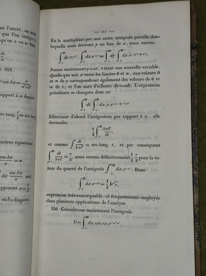 Resume Des Lecons d'Analyse Donnees a l'ecole Polytechnique M Navier 1840 Vol 28