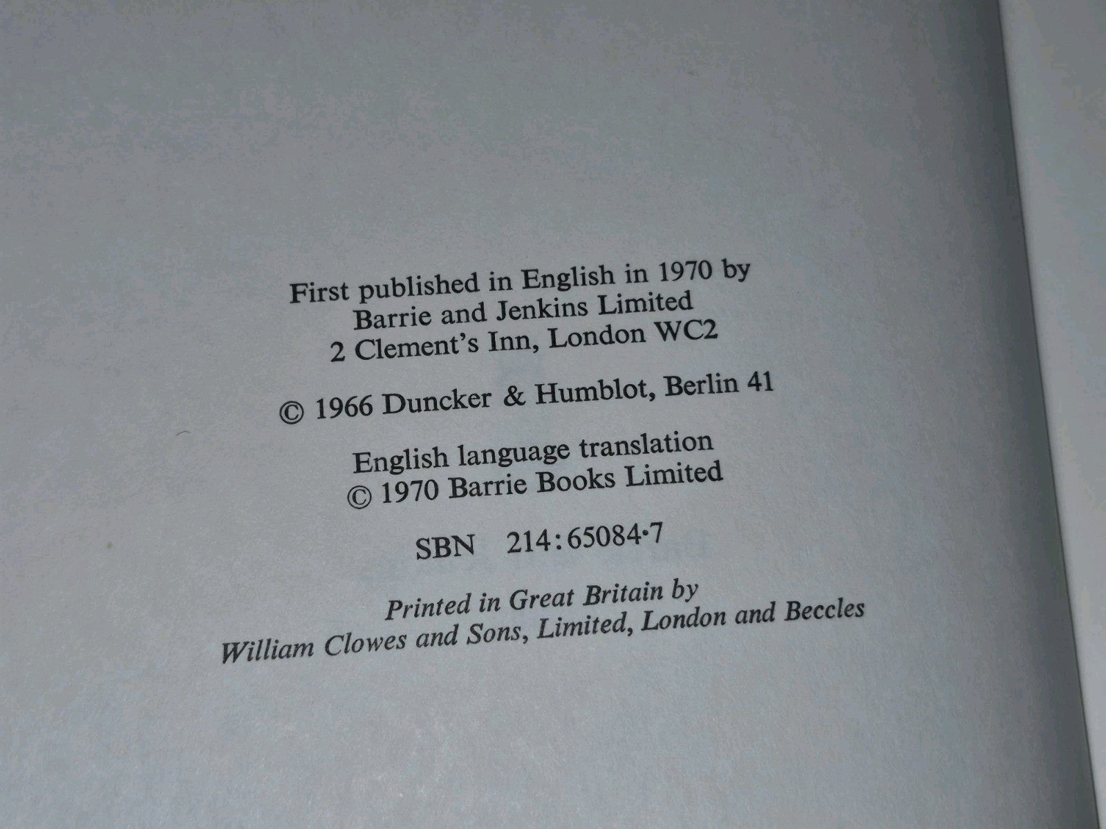 The History of Diamond Production and the Diamond Trade (1966) Godehard Lenzen7