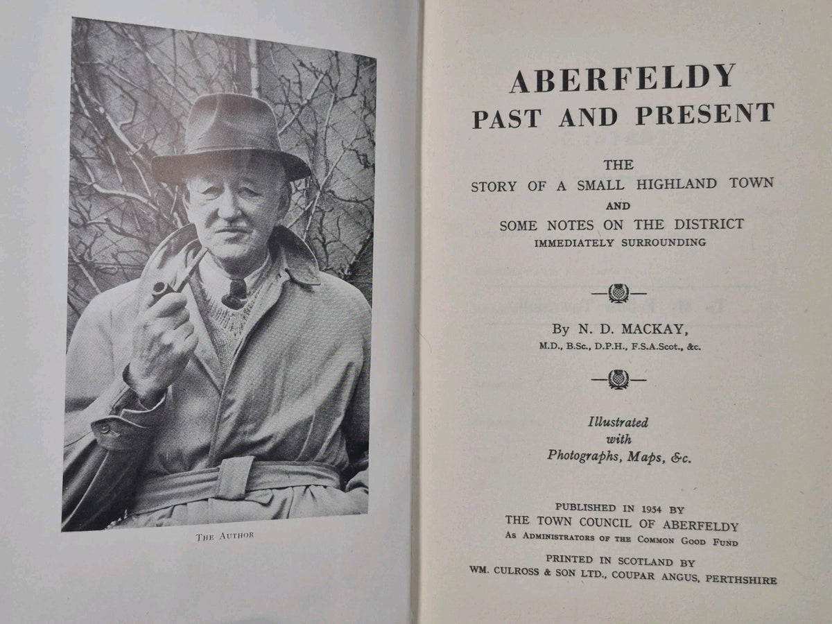 Aberfeldy Past and Present Mackay 1954 Culross & Son 4