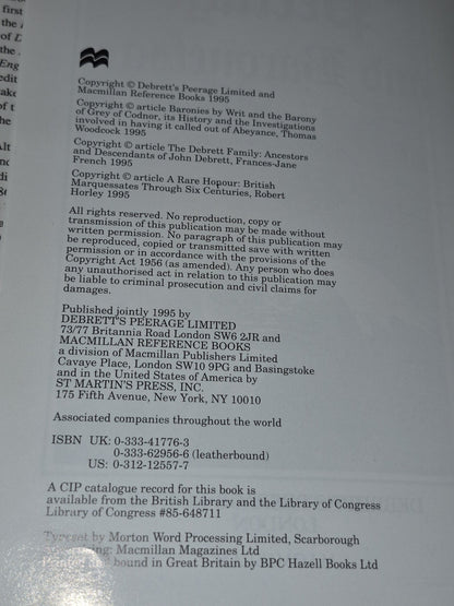Debrett's Peerage & Baronettage (1995) Kidd and Williamson4