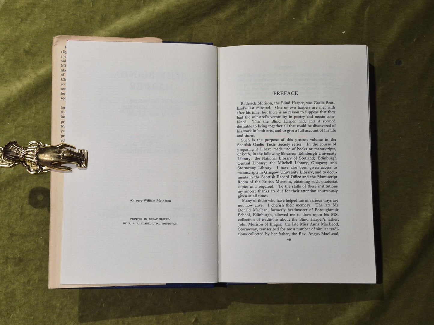 The Blind Harper: The Songs of Roderick Morison and his Music - William Matheson5