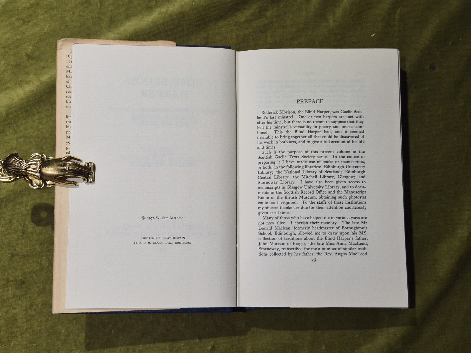The Blind Harper: The Songs of Roderick Morison and his Music - William Matheson5