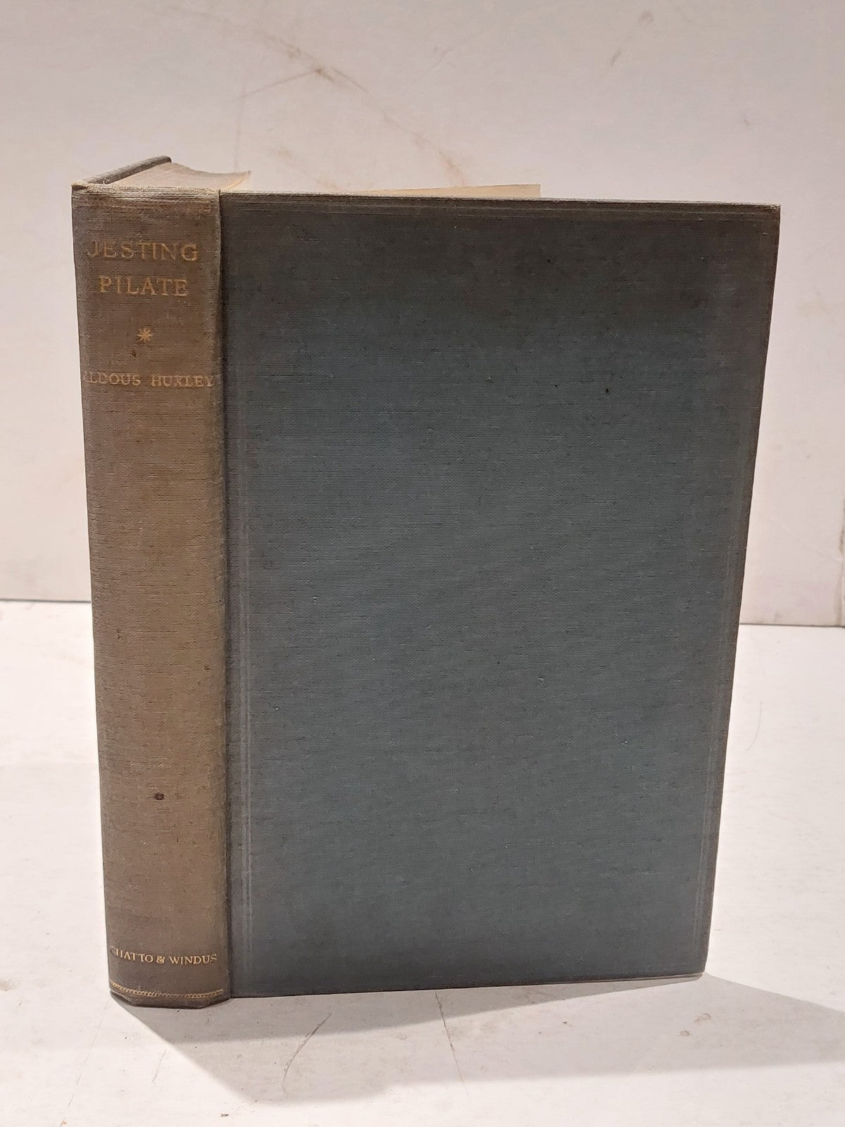 Jesting pilate: The diary of a journey  (1926) by Aldous Huxley 1st Edition Hb0