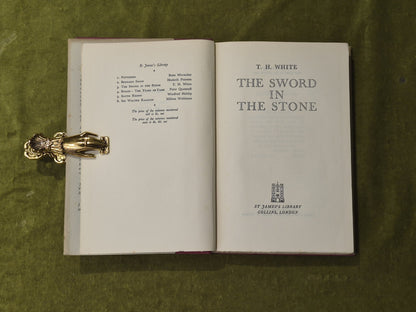The Sword in the Stone - T H White , Collins St James Library 1950 HB DJ4