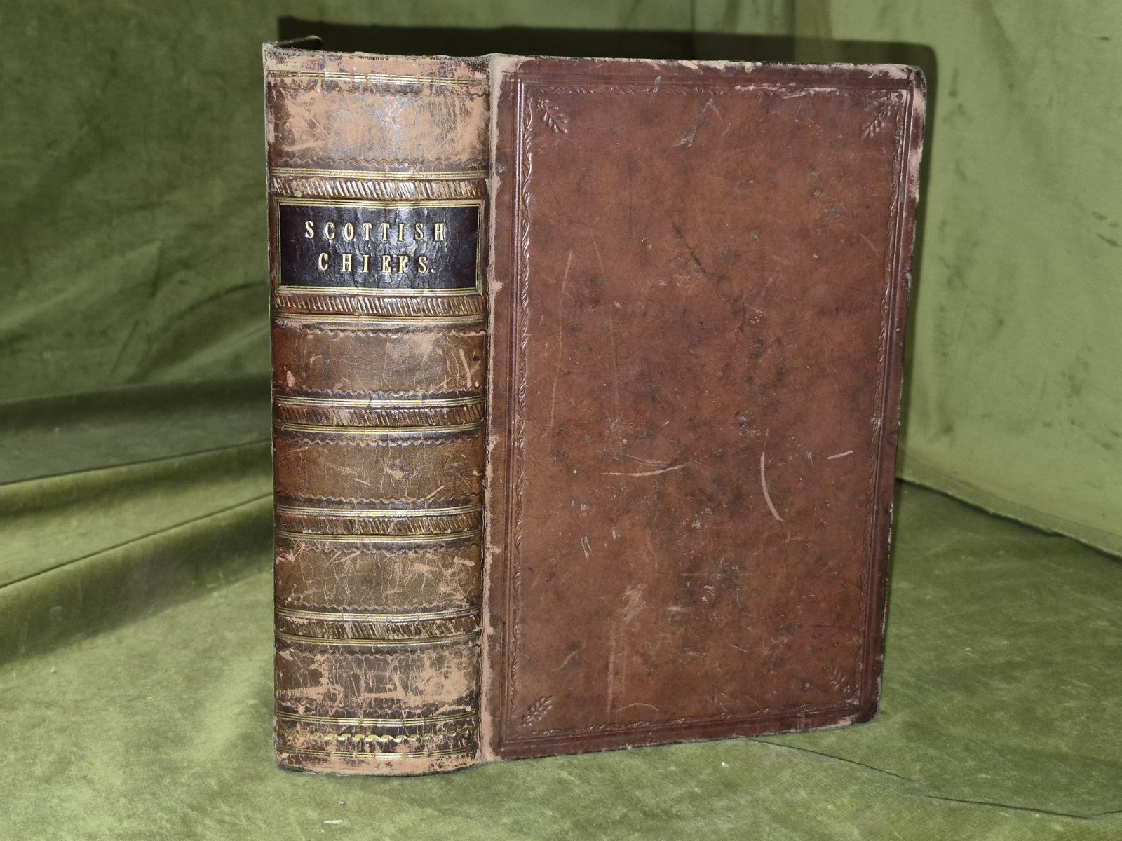 Scottish Chiefs Jane Porter Virtue and Company Complete Two Volumes in One c18400