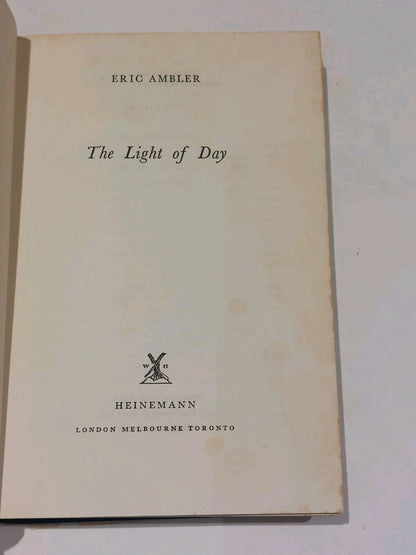The Light of Day, Eric Ambler, Heinemann HC/DJ 1st Edition (1962) Hb Book6