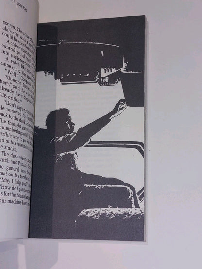 Direct Descent By Frank Herbert [Ace Book] 1st Ace Printing 1980 Pb Book6