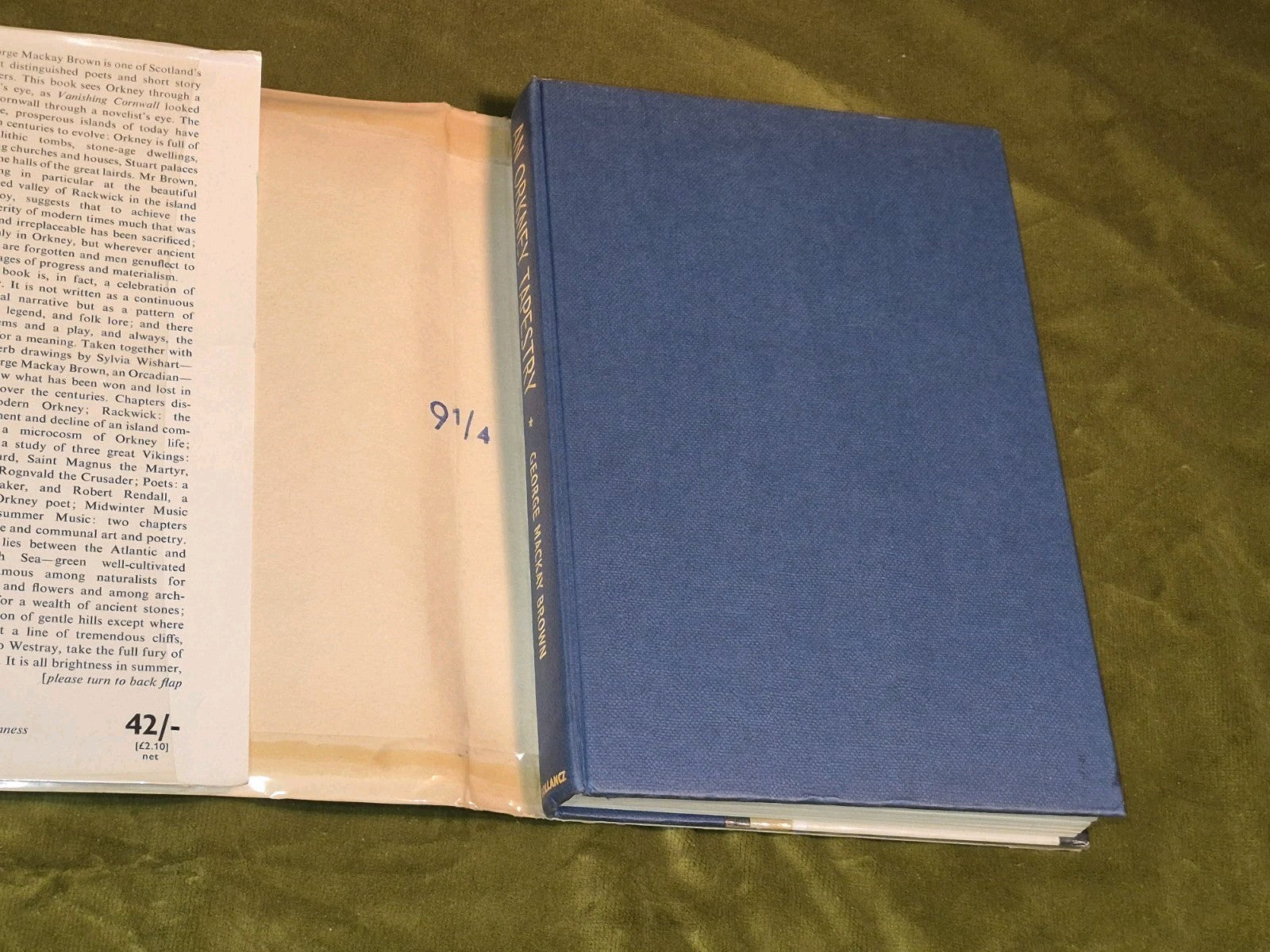 An Orkney Tapestry - George Mackay Brown - Victor Gollancz - 1969 Hb/Dj3