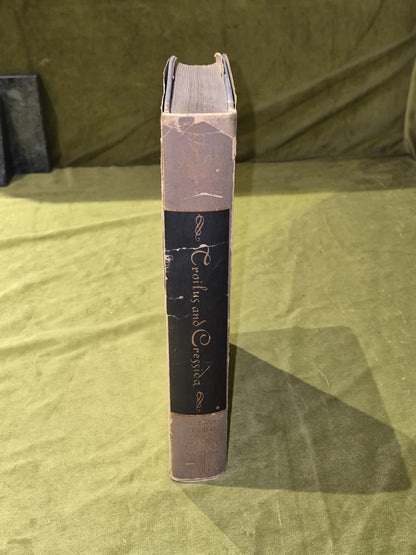 Croilus and Cressida, Geoffrey Chaucer (1932) by George Philip Krapp2