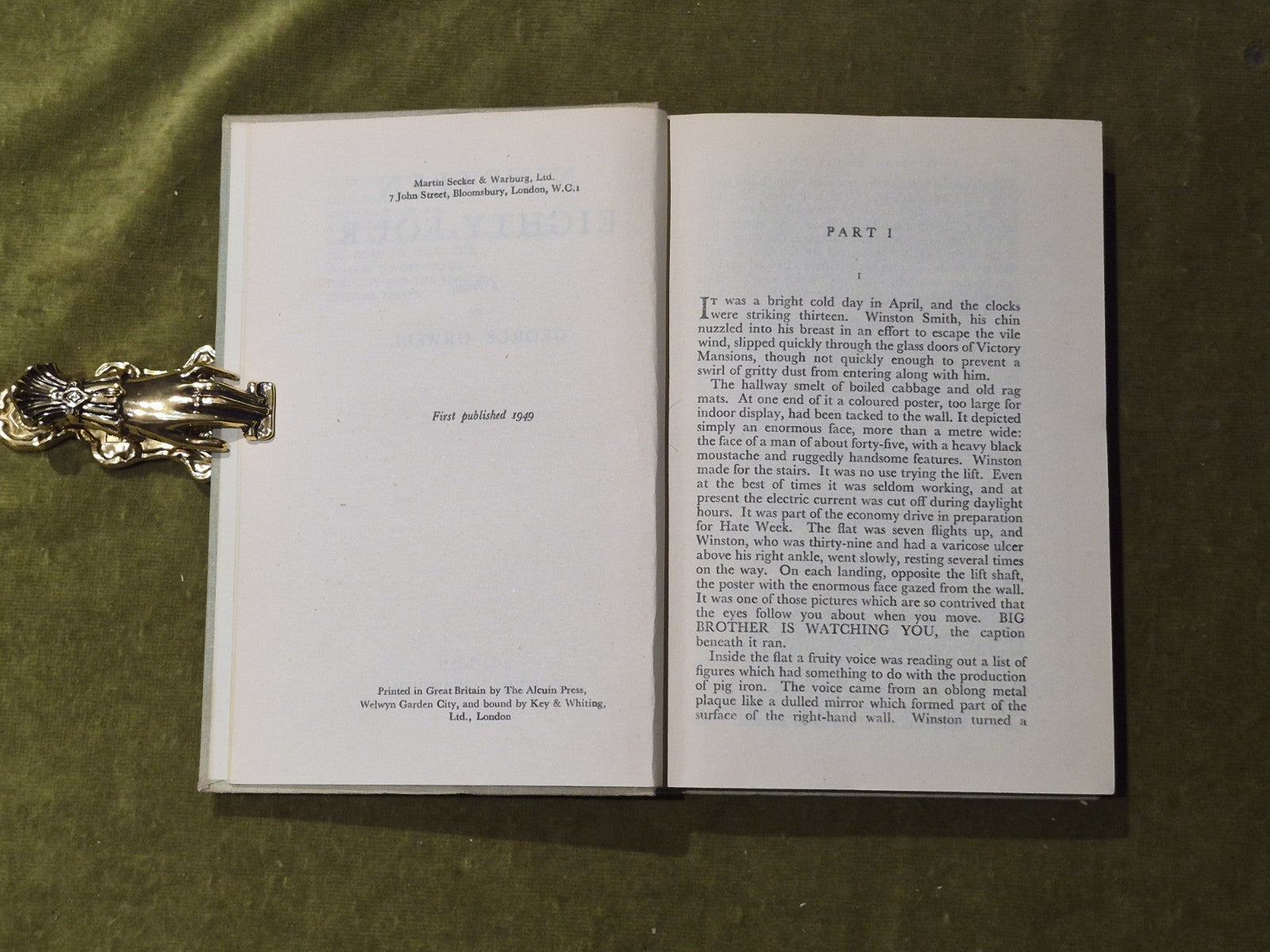 Nineteen Eighty-Four George Orwell , Secker & Warburg London 1st 1949 HB5