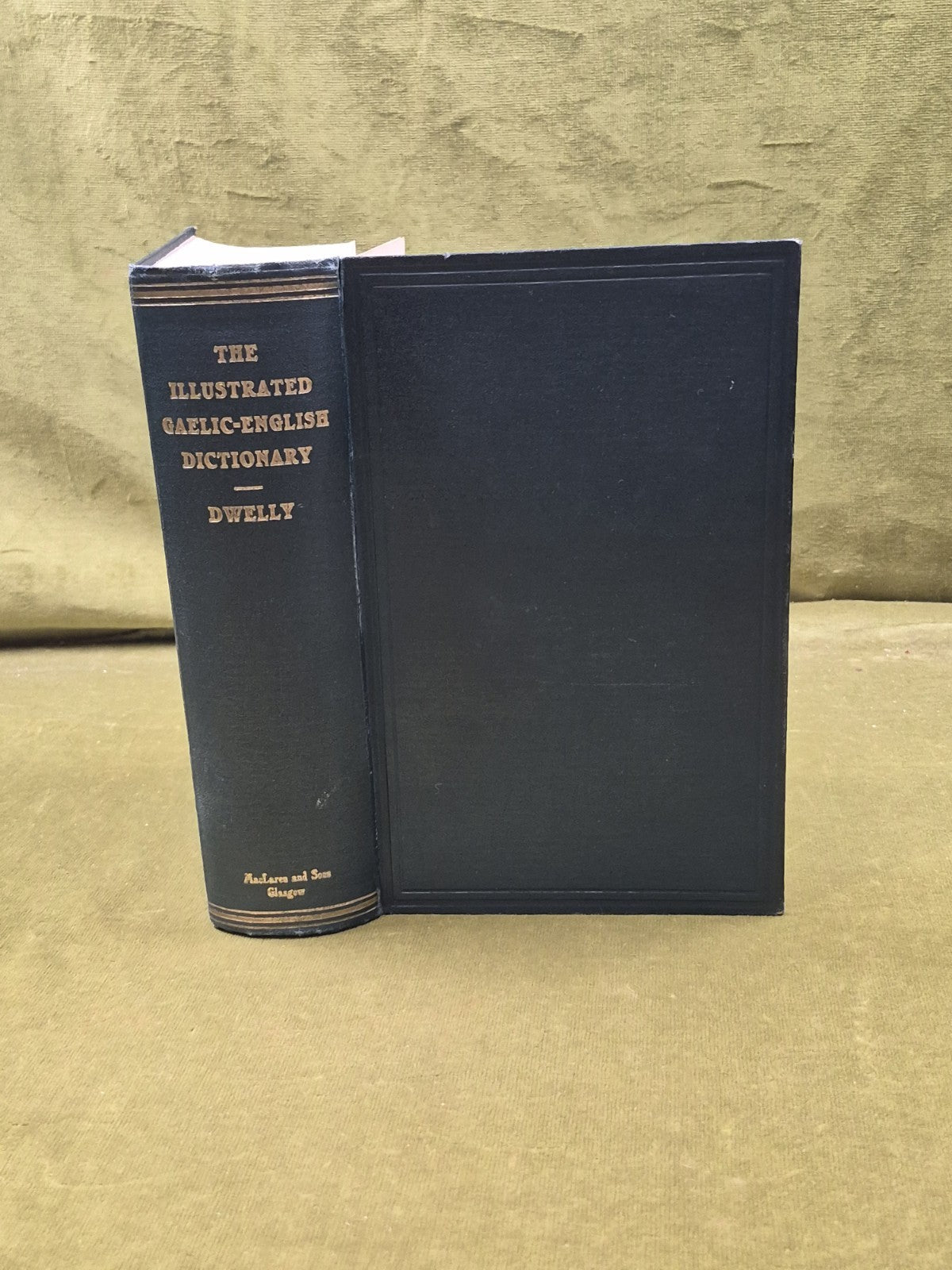 Illustrated Gaelic-English Dictionary by Edward Dwelly , Maclaren 19490