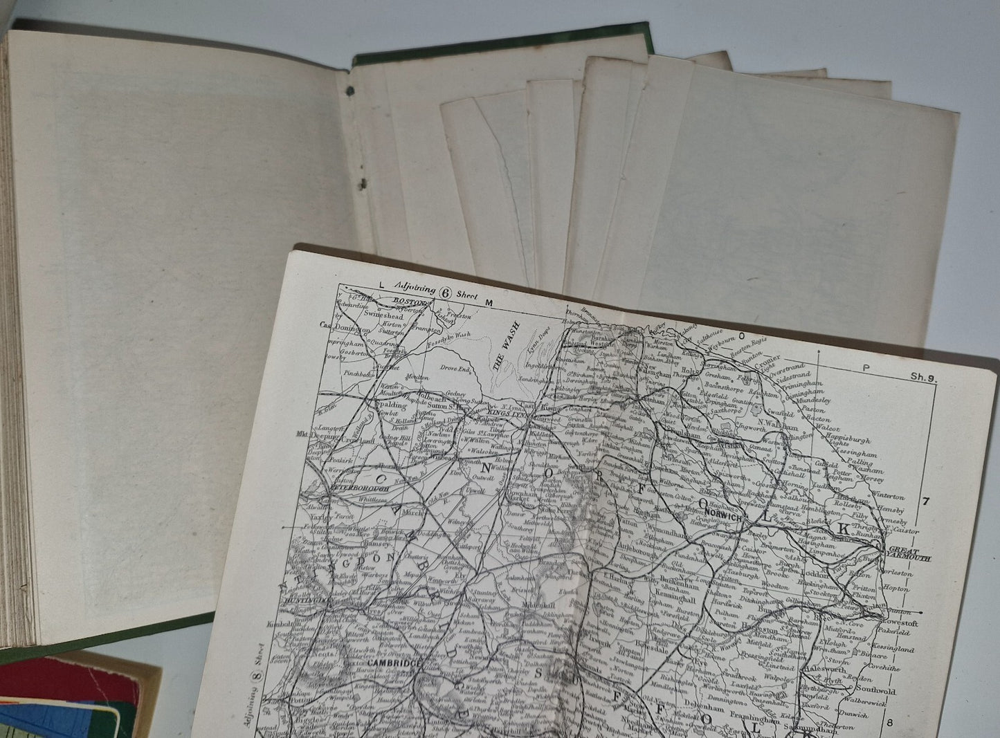 G. W. Bacon Tourist's Guide & Handbook With Maps / Map To England And Wales. 11