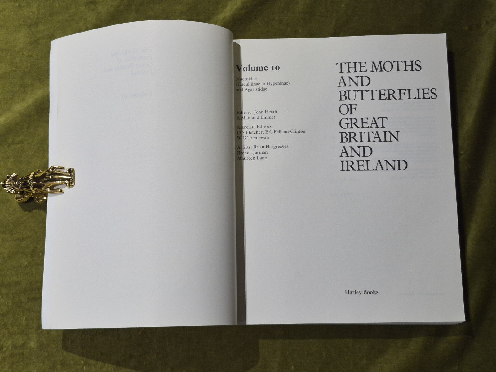The Moths and Butterflies of Great Britain & Ireland Vol.10 Paperback1