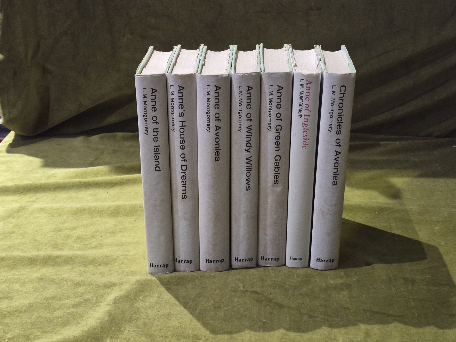 Anne of Green Gables - Full set of 6 +Chronicles - L M Montgomery , Harrap HB DJ0