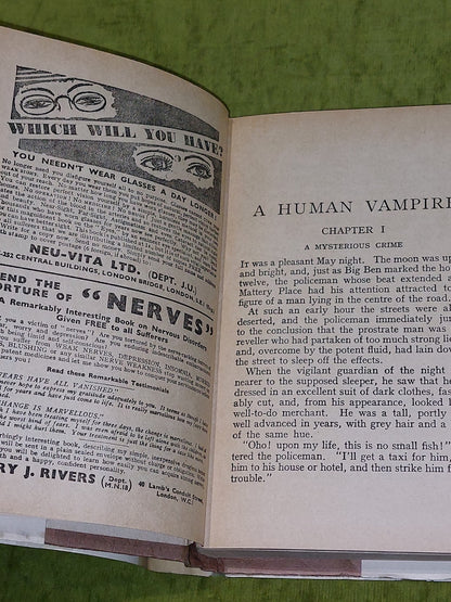 A Human Vampire by T. Francis Elstow [Modern Publishing] HB/DJ Rare Book7