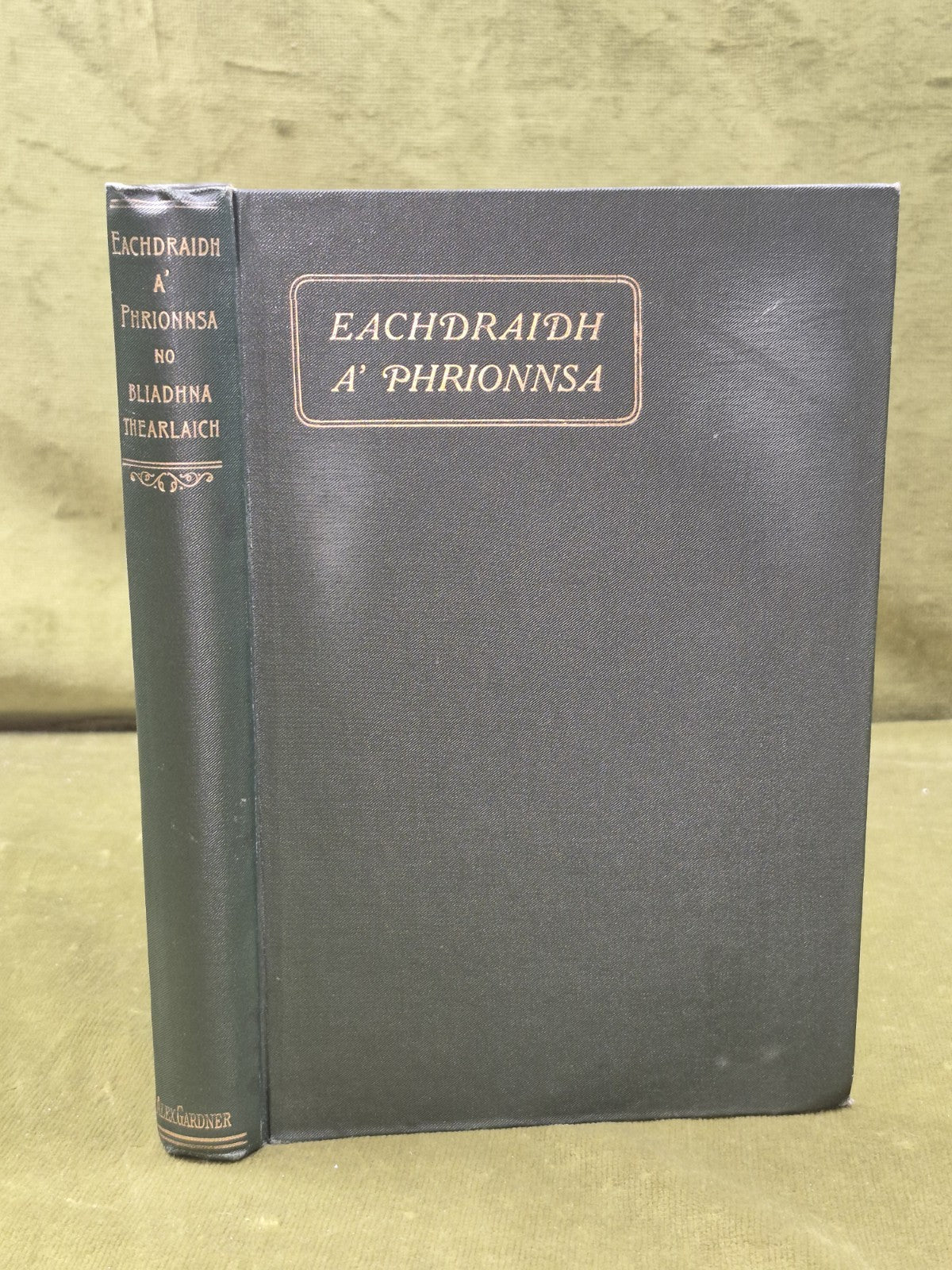 Eachdraidh a Phrionnsa no Bliadhna Thearlaich 1906 Iain Mac-Choinnich0