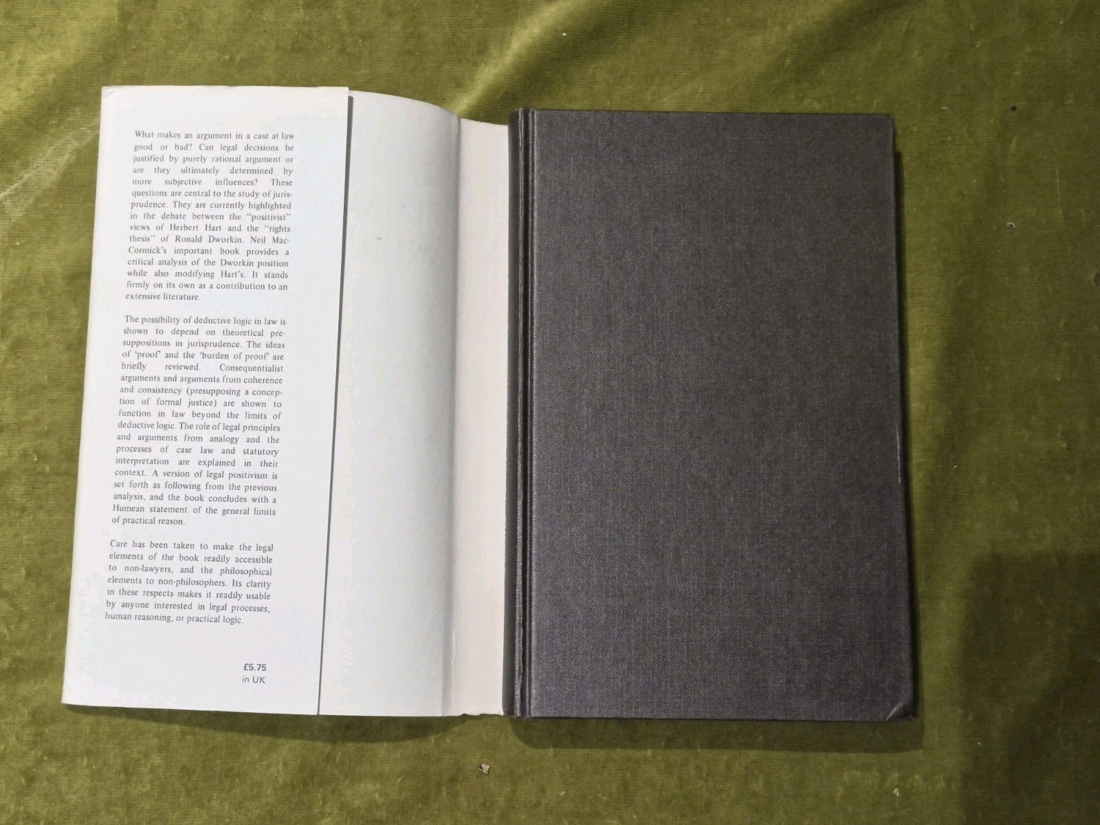 Legal Reasoning And Legal Theory - Neil MacCormick - Oxford HB DJ 19783