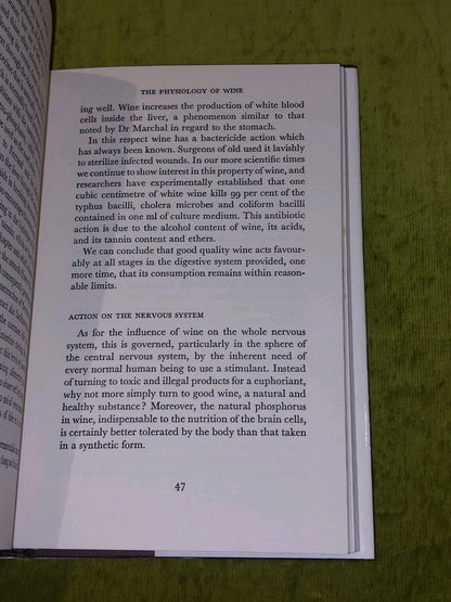 Wine Is The Best Medicine By Dr. E. A. Maury [Souvenir Press] 1974 1st Ed Hb/Dj6