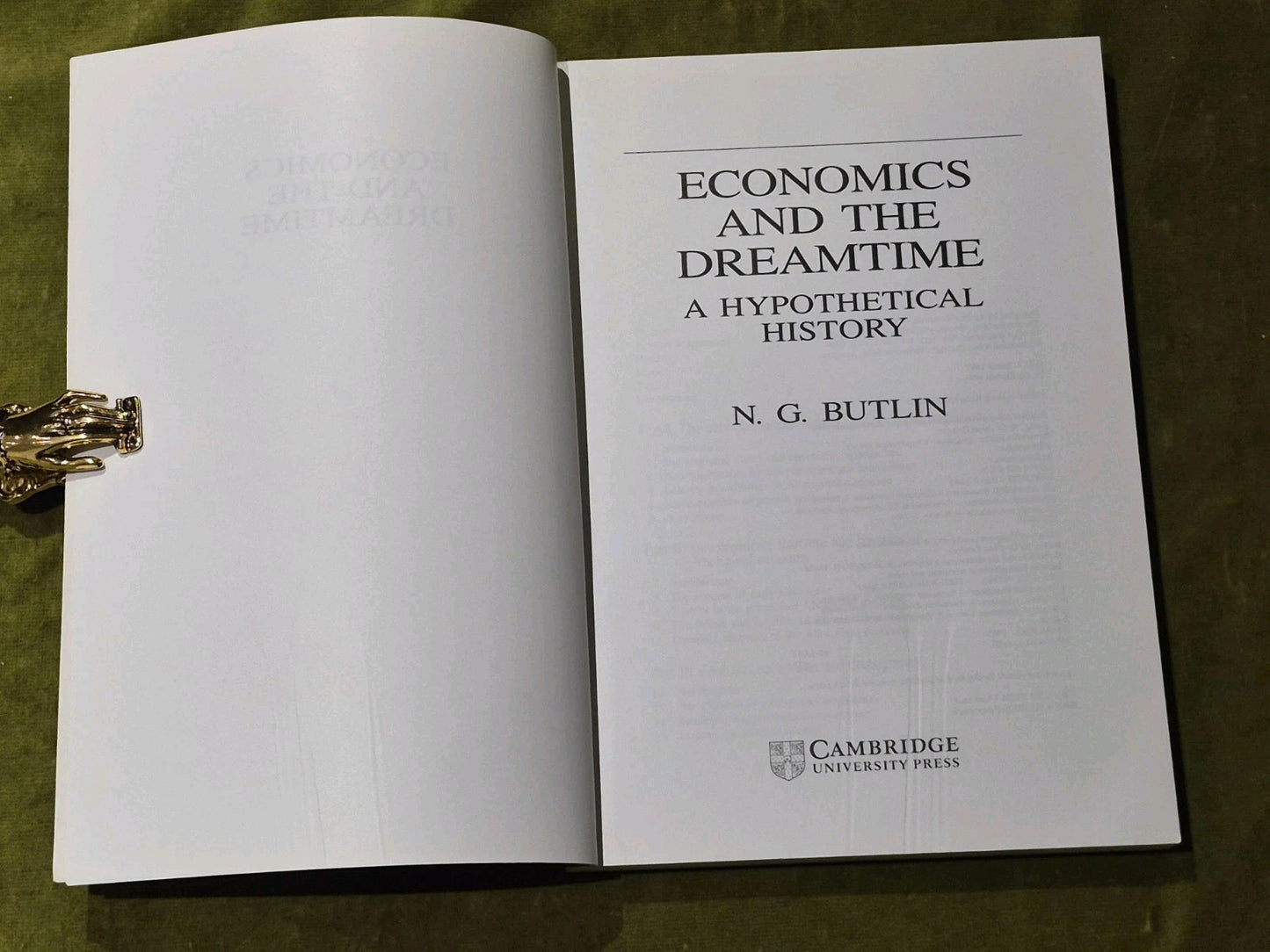Economics and the Dreamtime N. G. Butlin Paperback Cambridge3