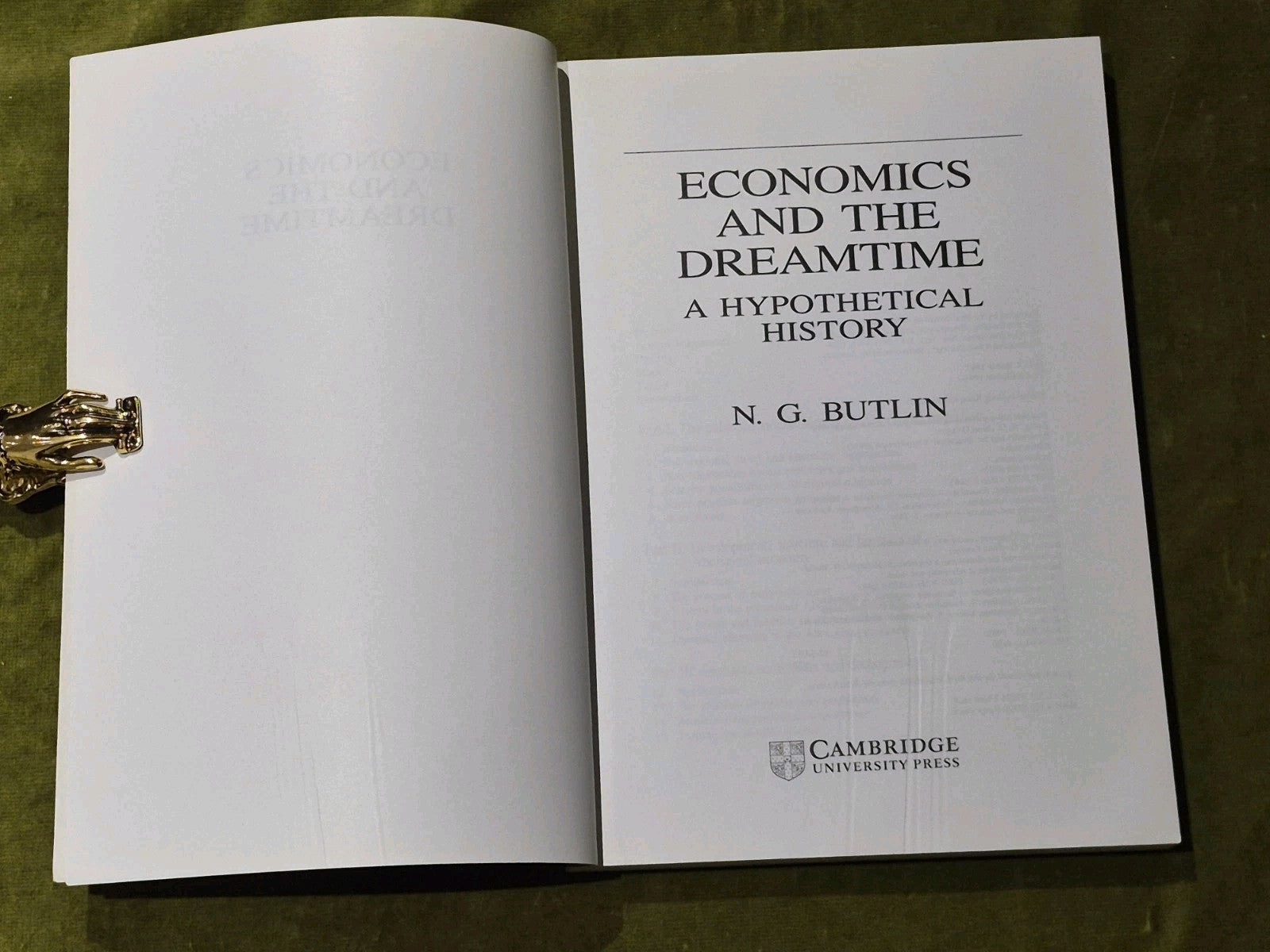 Economics and the Dreamtime N. G. Butlin Paperback Cambridge3