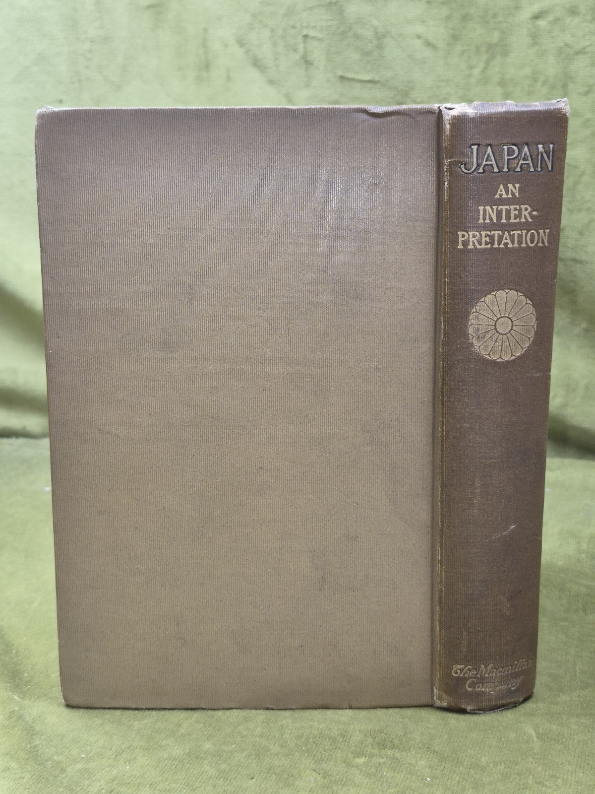 Japan an Interpretation Lafcadio Hearn 1907 13 Edition New York Macmillan1