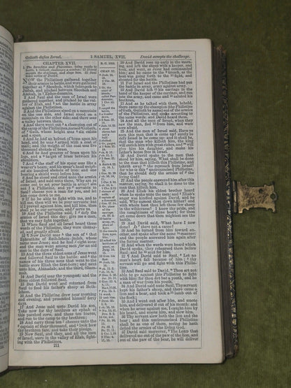 Holy Bible William Collins 1953 Brass Clasp London King James9