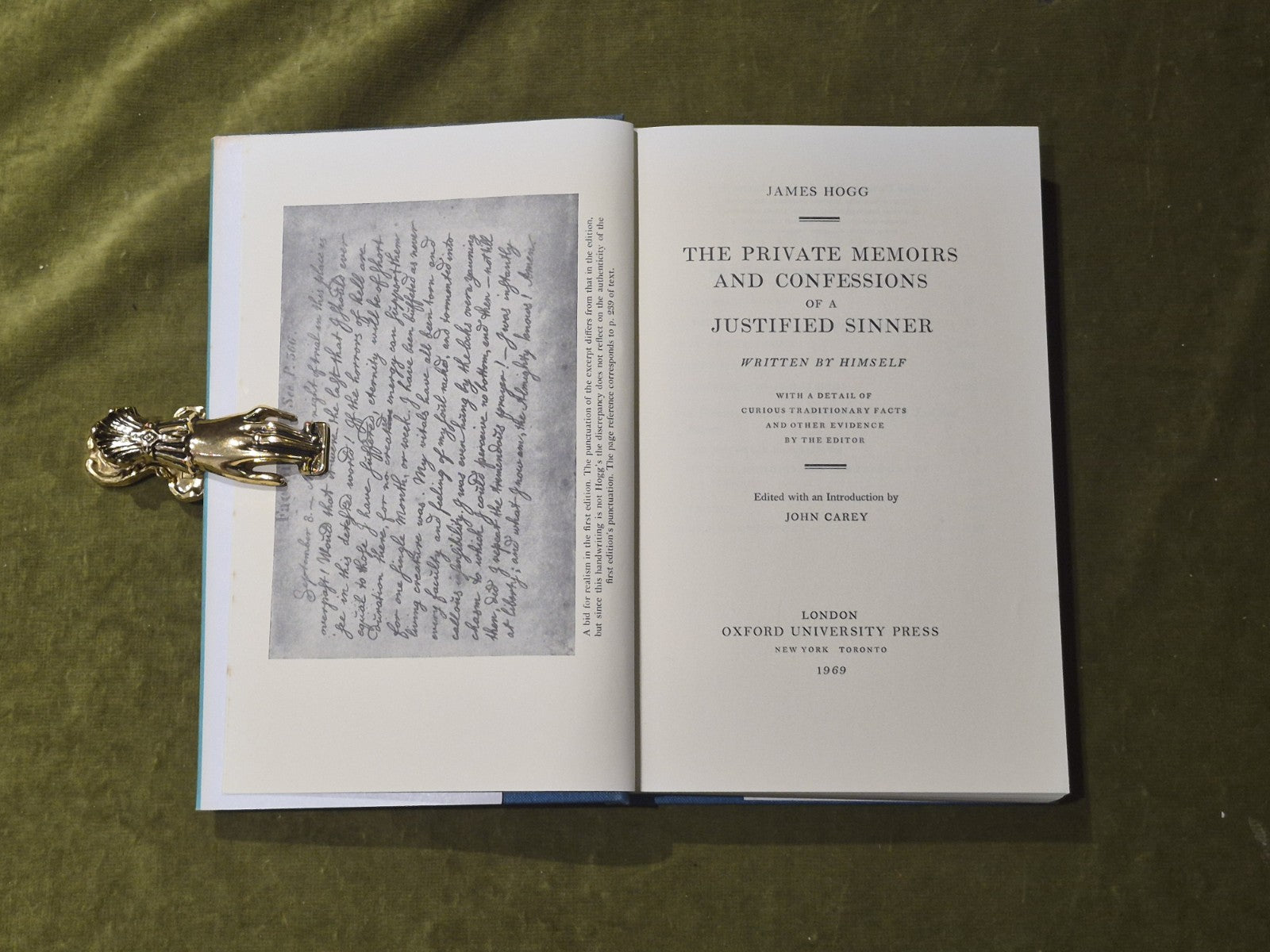 The Private Memoirs and Confessions of a Justified Sinner - James Hogg Oxford DJ4