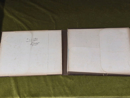 Atlas zur Archäologie der Kunst. Leather case.2