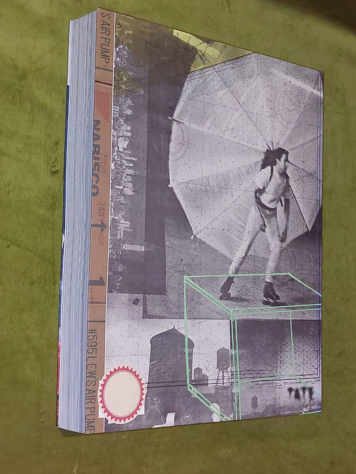 Robert Rauschenberg by Leah Dickerman (2016)1