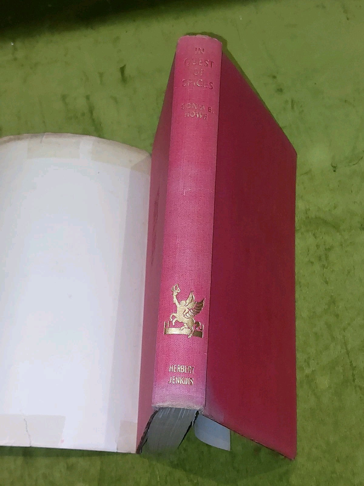 In Quest Of Spices By Sonia E. Howe [Herbert Jenkins] 1st Ed 1st Printing Hb Dj4
