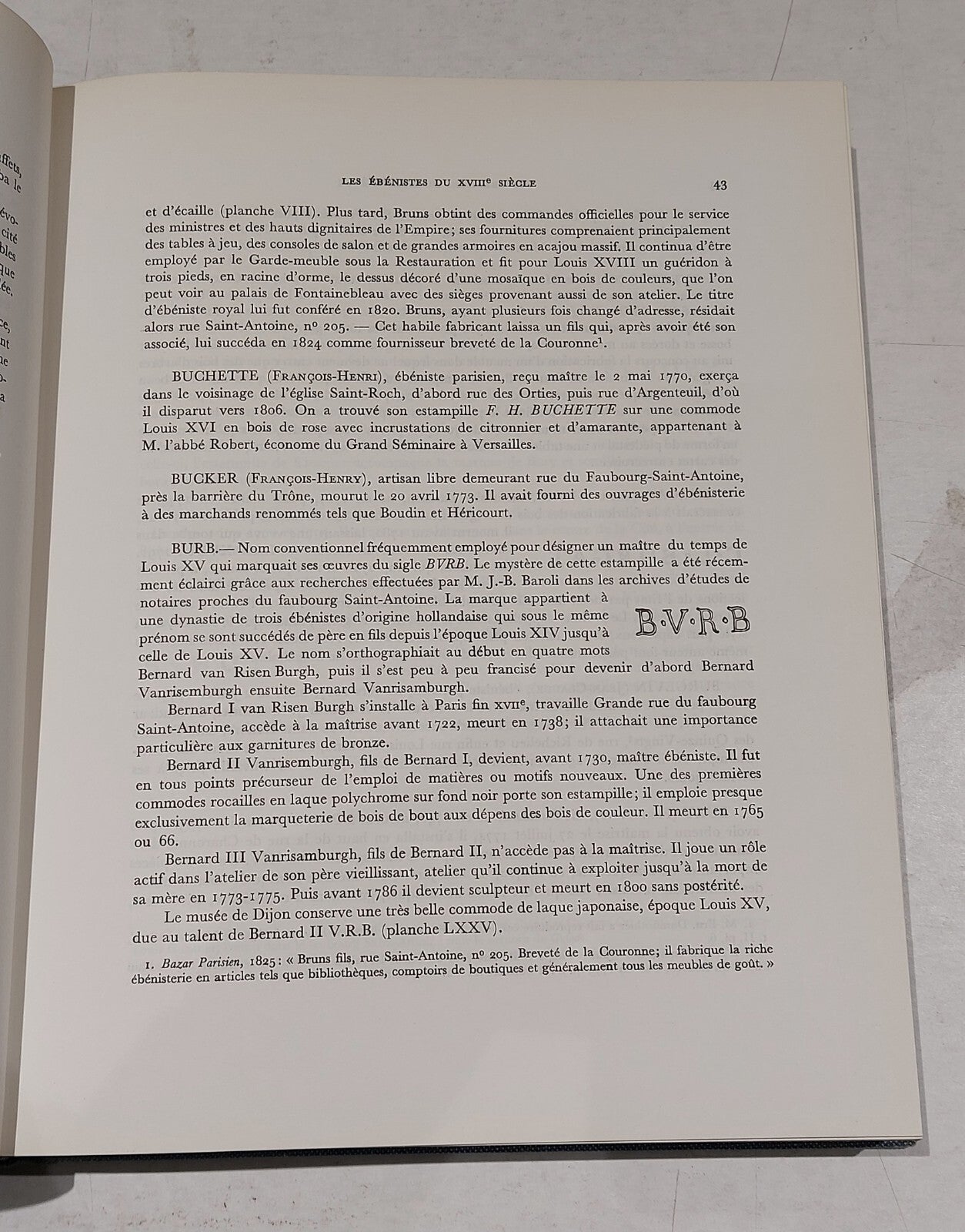 LES ÉBÉNISTES DU XVIIIe SIÈCLE. F. D. Nobele. French Furniture Design. Illustrat5