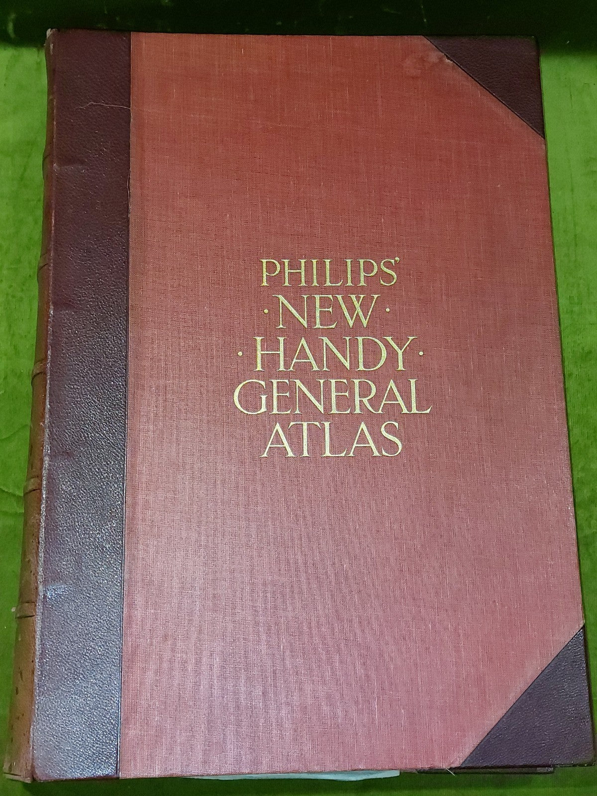 Philips' New Handy Atlas and Gazetteer  19217