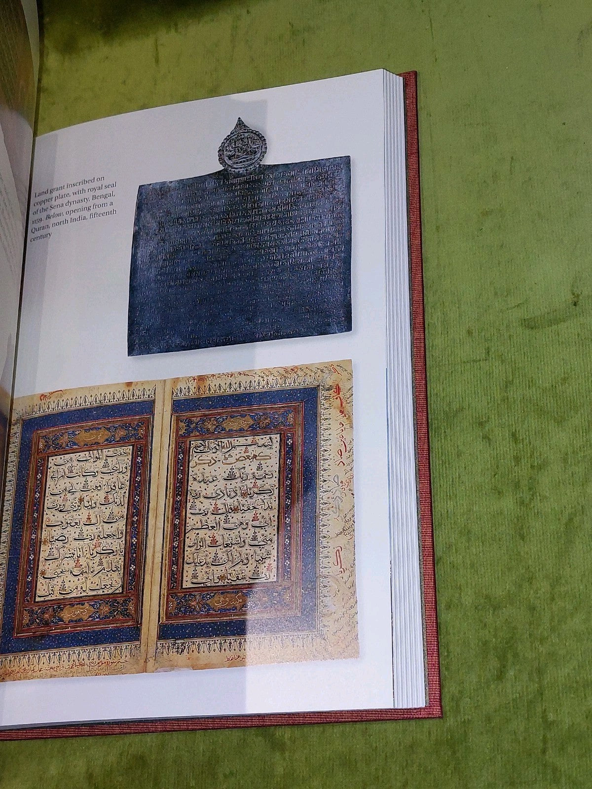 India : A History [2 Volumes] - John Keay - Folio Society (2003) Hb Books8