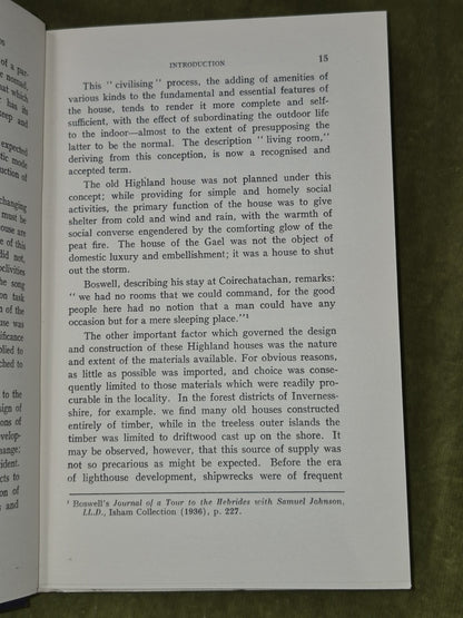 The Thatched Houses of the Old Highlands Colin Sinclair 19537