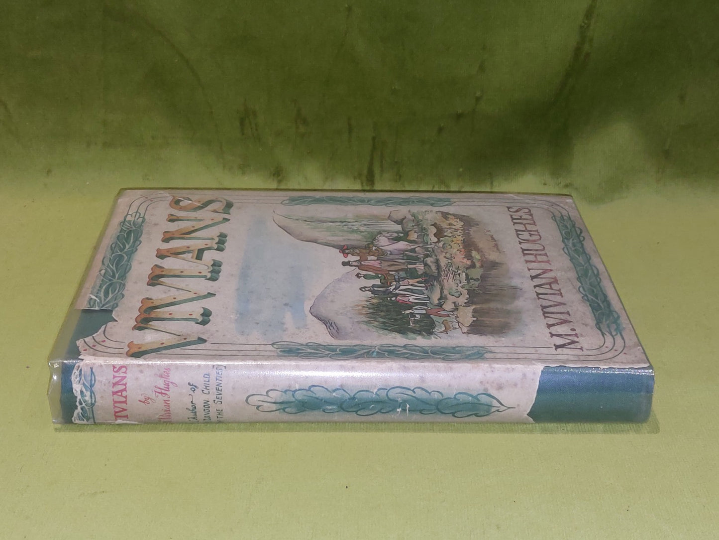 Vivians by Mary Vivian Hughes First Edition 1935 [Oxford University Press] Hb1