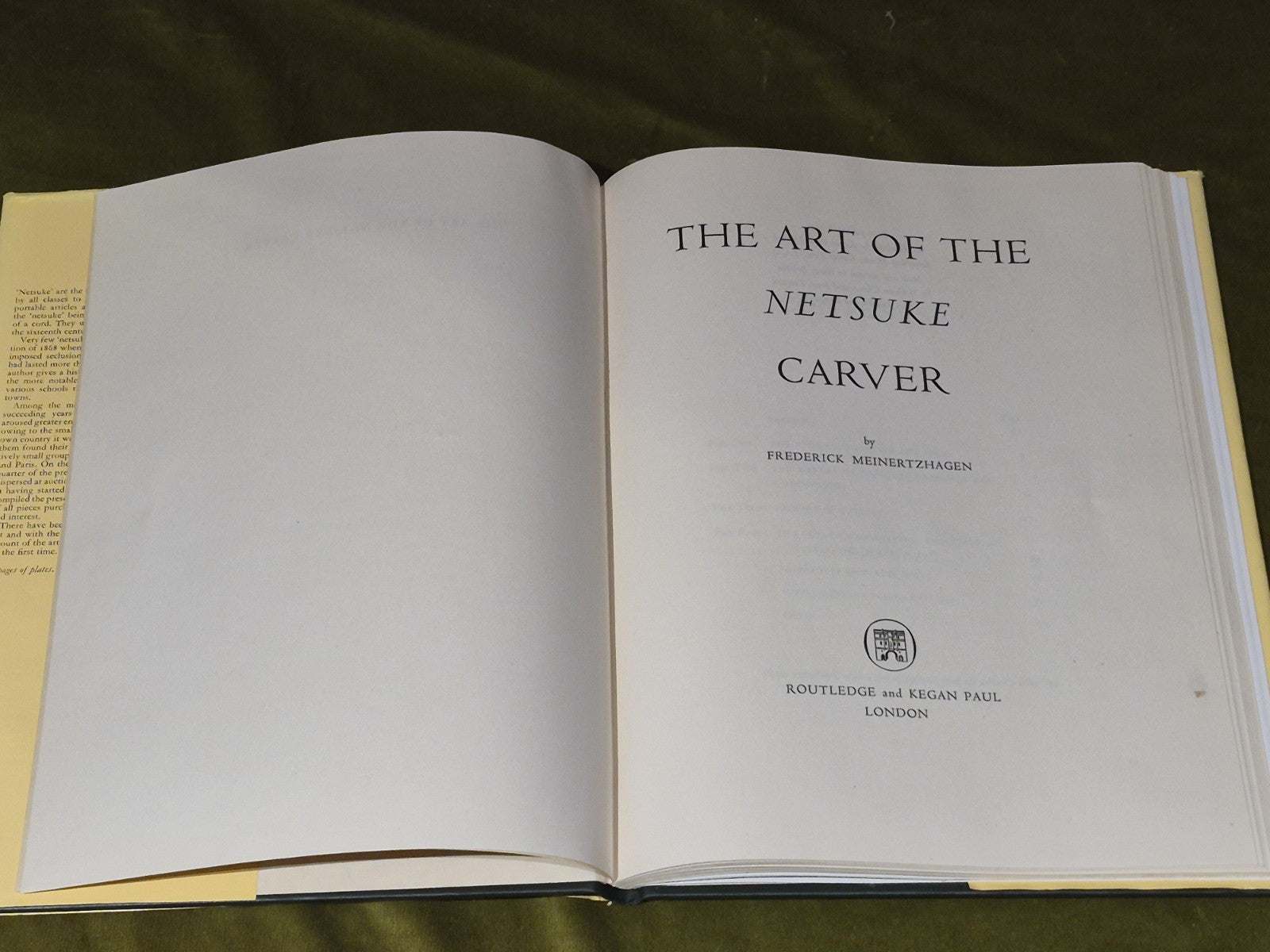 The Art of the Netsuke Carver - Frederick Meinertzhagen4