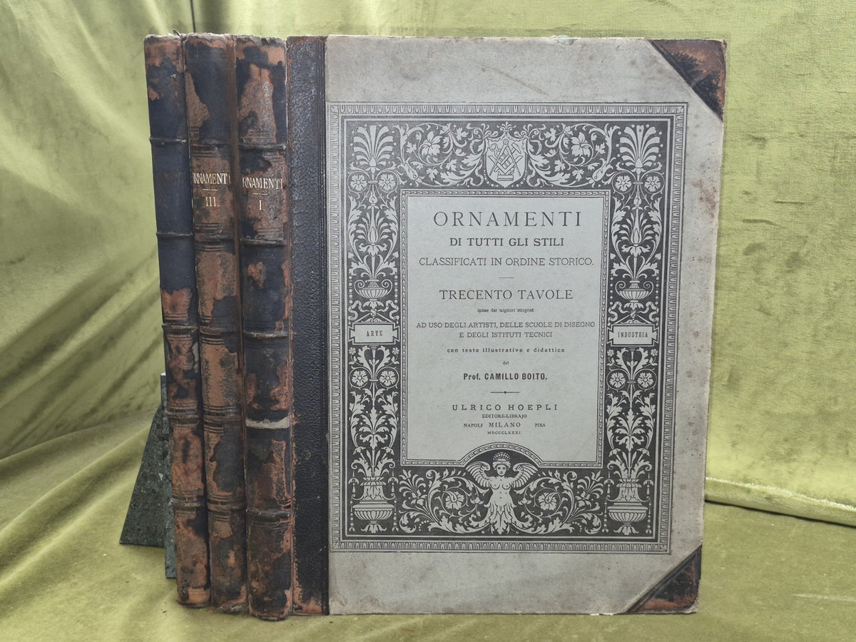 Ornamenti di tutti gli stili classificati in ordine storico 1881 Hoepli Boito0