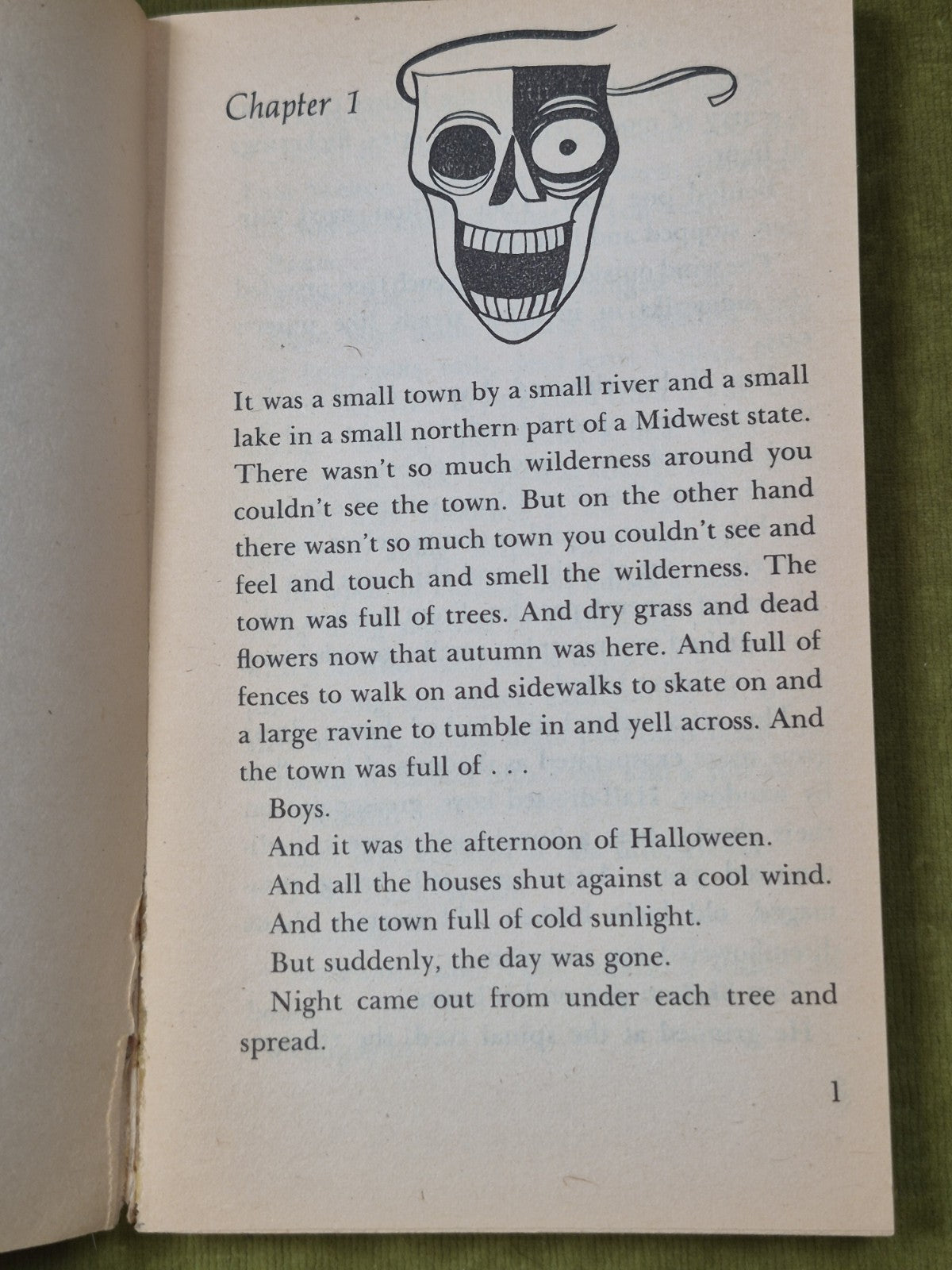 The Halloween Tree by Ray Bradbury Corgi 1975 Joseph Mugnaini5