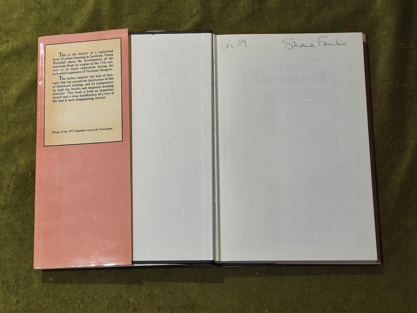 The Tenement - A Way Of Life - Frank Worsdall  1st Edition 1979 Chambers3