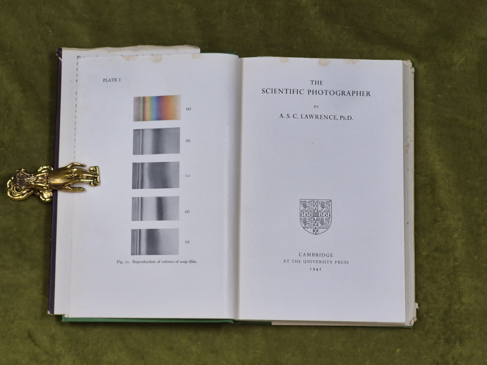The Scientific Photographer - A. S. C. Lawrence , Cambridge 1941 1st HB DJ5