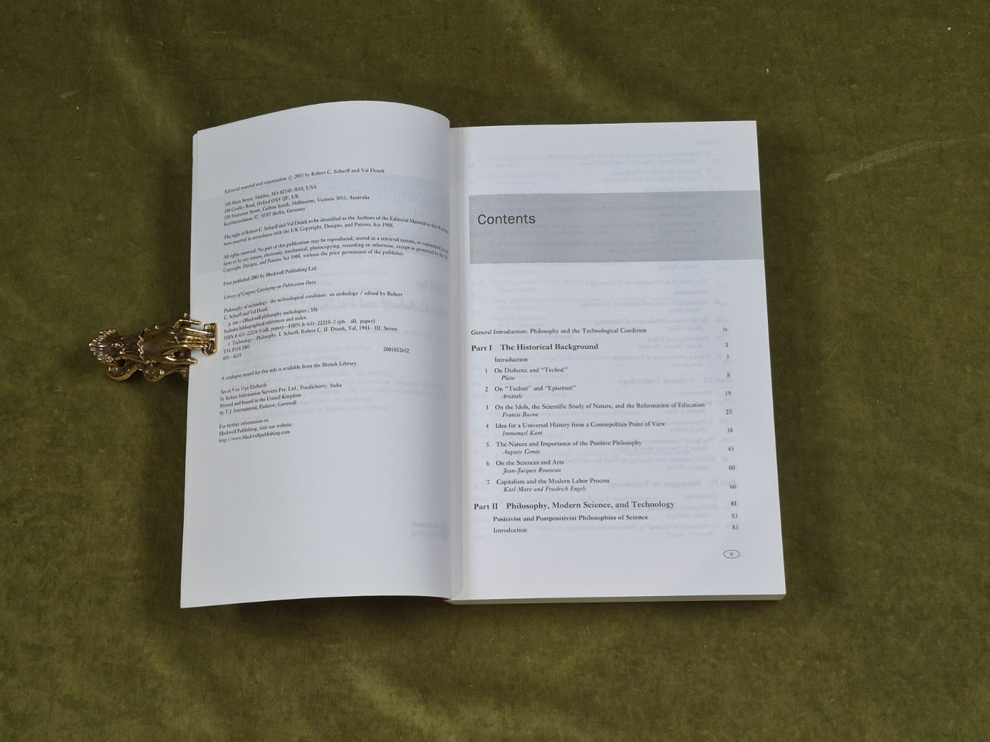 DUSEK Val SCHARFF Robert C. / PHILOSOPHY OF TECHNOLOGY The Technological3