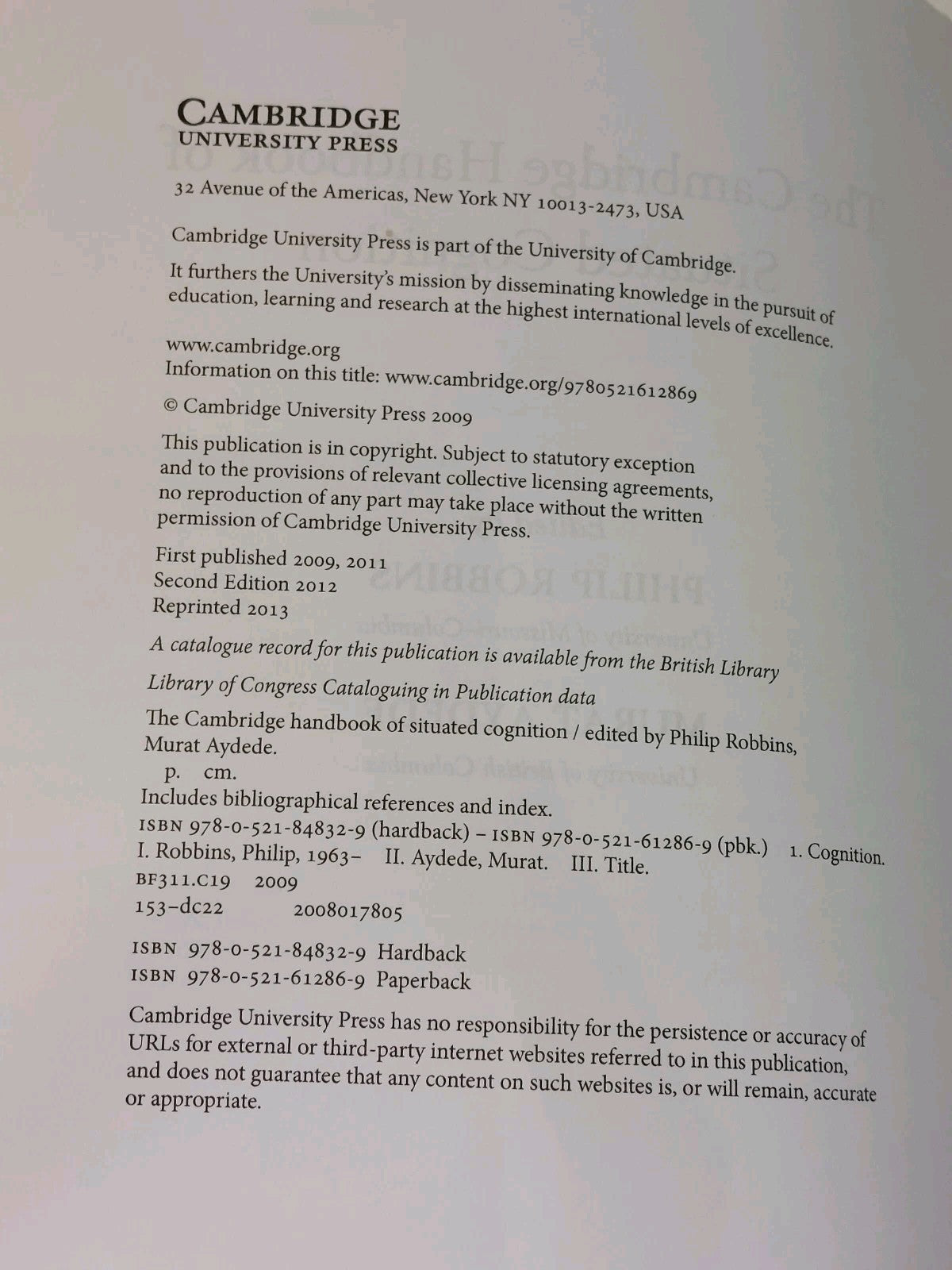 Cambridge Handbook of Situated Cognition by Philip Robbins & M. Aydede (2013)3