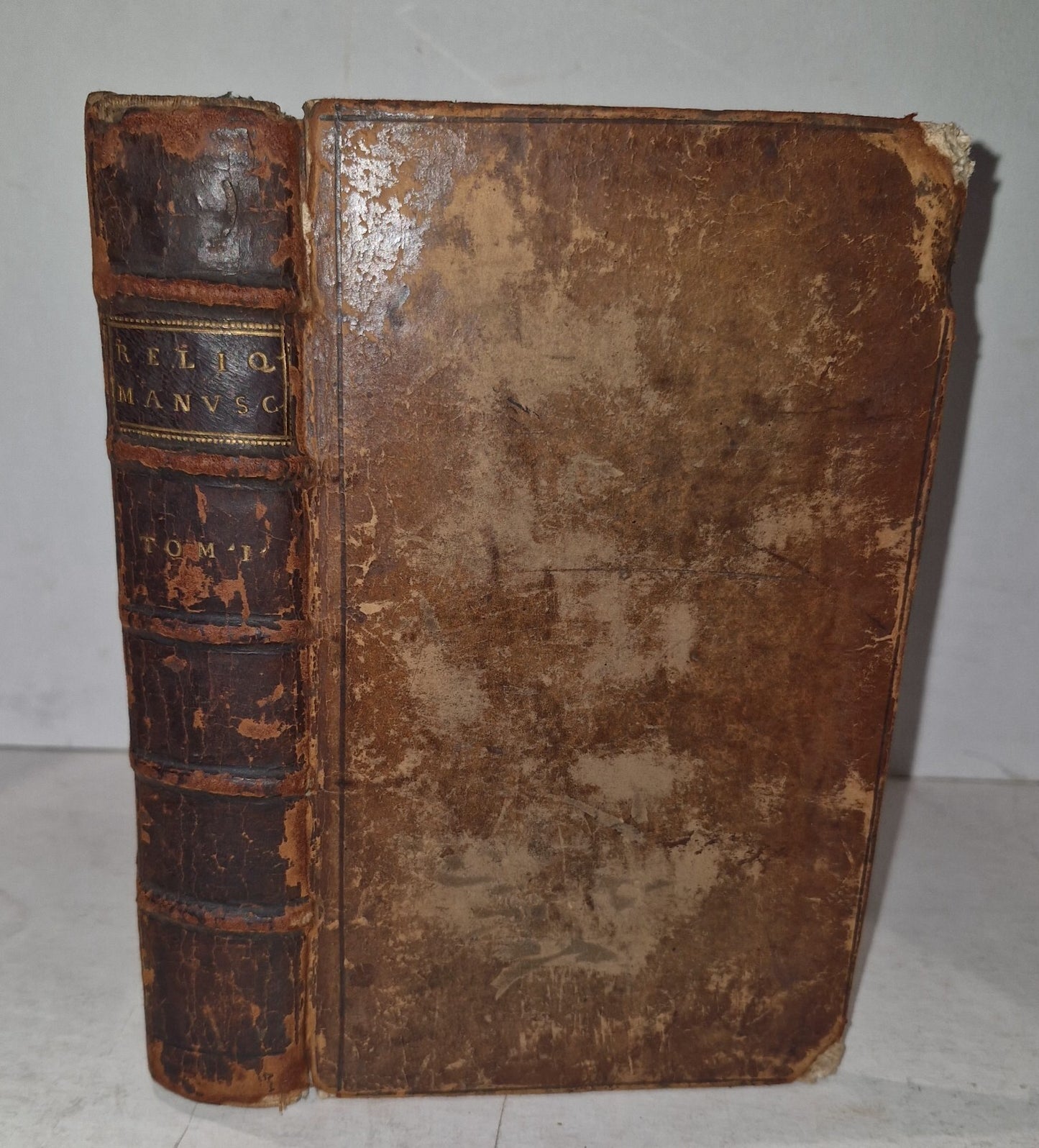 Reliquiae manuscriptorum omnis diplomatum ac monumentorum... 1720 Tomi III Vol 31