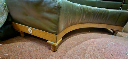 Large Semi Circular Curved Seating Area Couches Benches For Pub Cafe Restaurant1