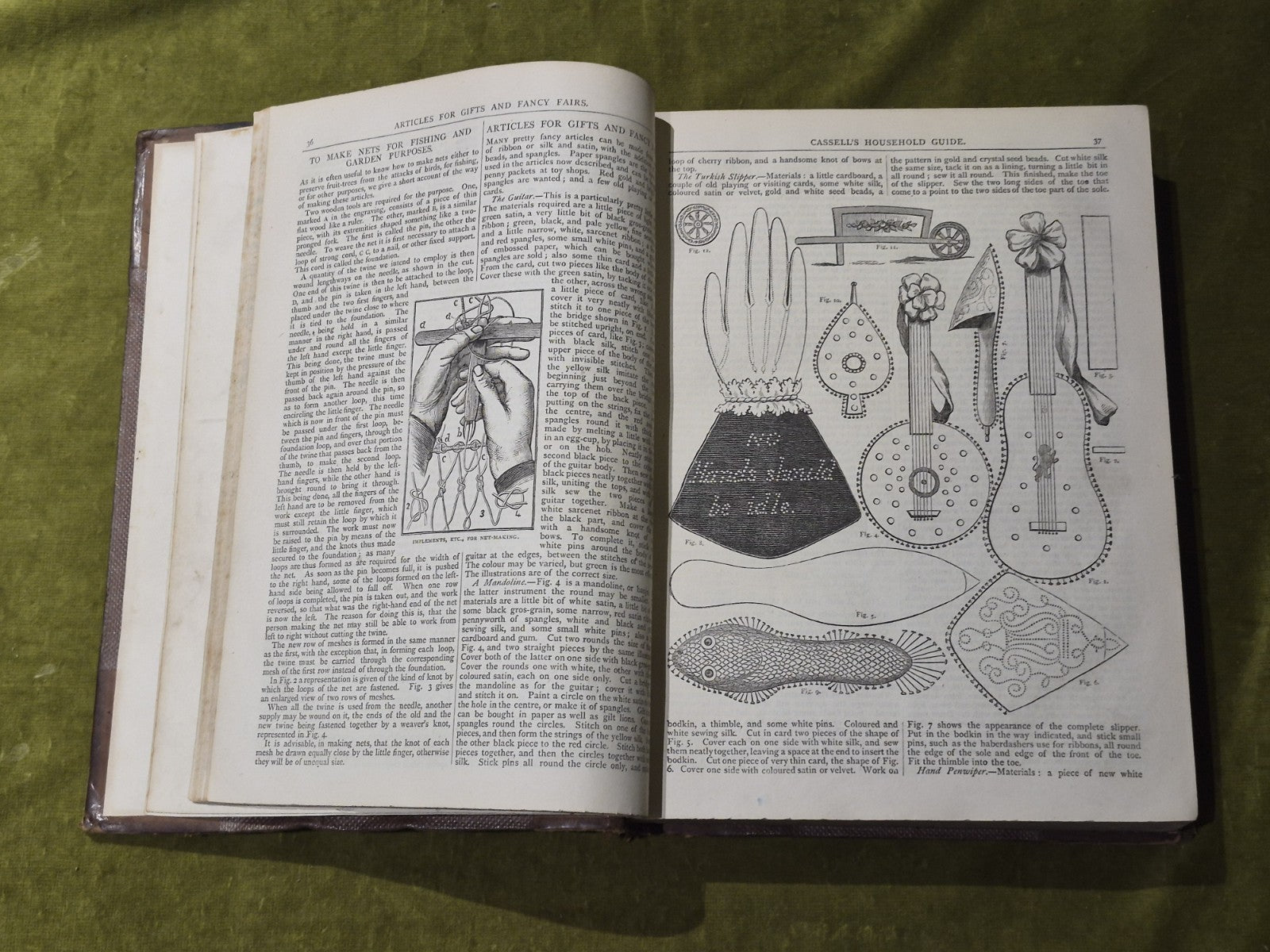 Cassell's Household Guide - 4 Volumes in 2 Half-leather early print10